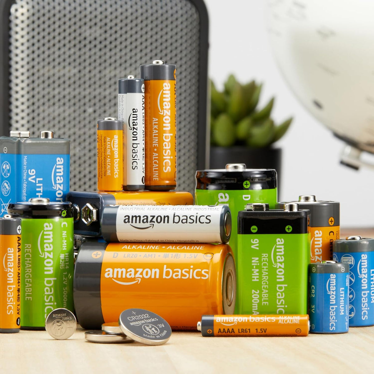 Amazon Basics Lot de 40 piles alcalines industrielles AA, 1,5 V, durée de conservation de 5 ans